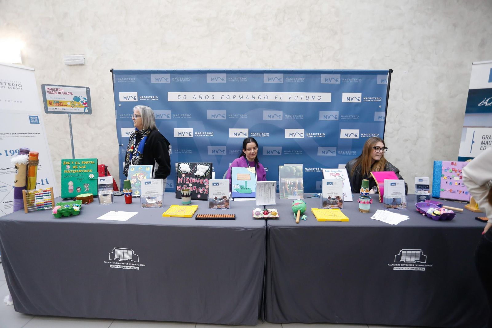 Las fotos de la XIII Feria de Ciclos Formativos Campo de Gibraltar en el Palacio de Congresos de La Línea