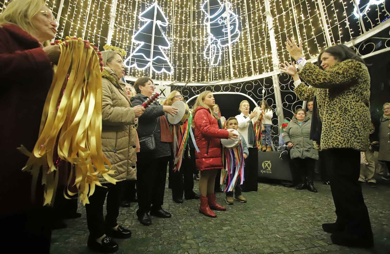 Fotos del encendido del alumbrado navideño en Algeciras