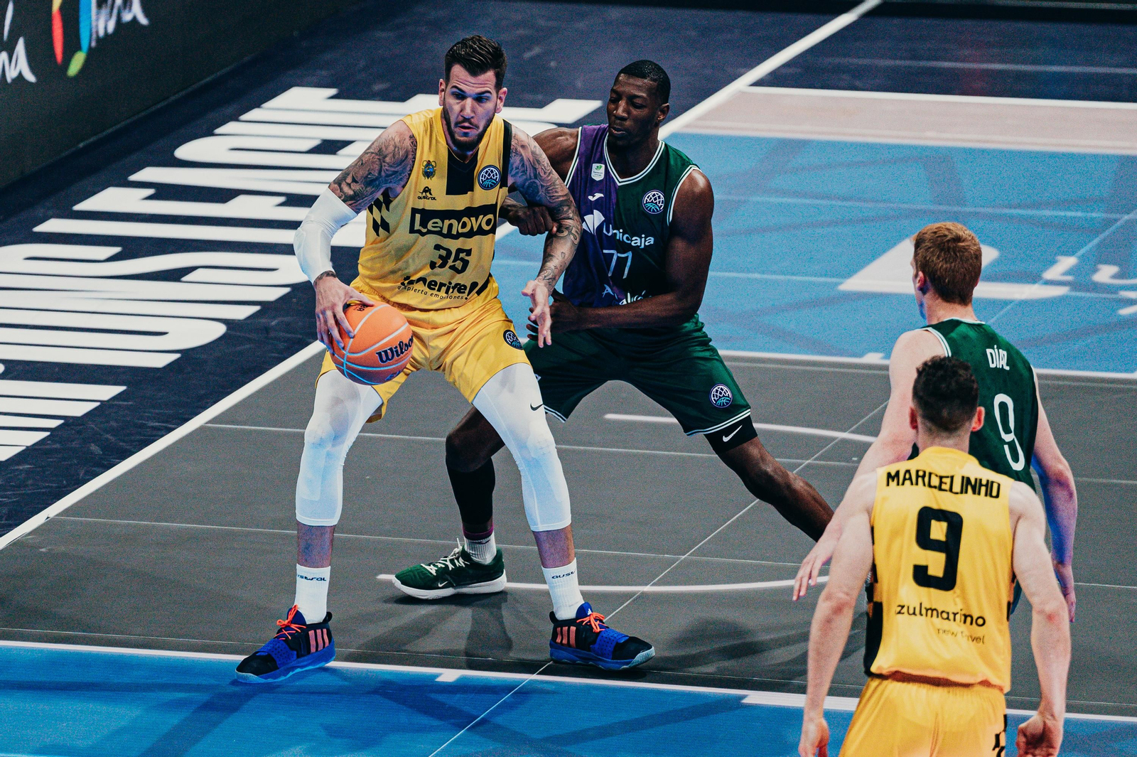 Las fotos de la final de la BCL entre Lenovo Tenerife y Unicaja Baloncesto