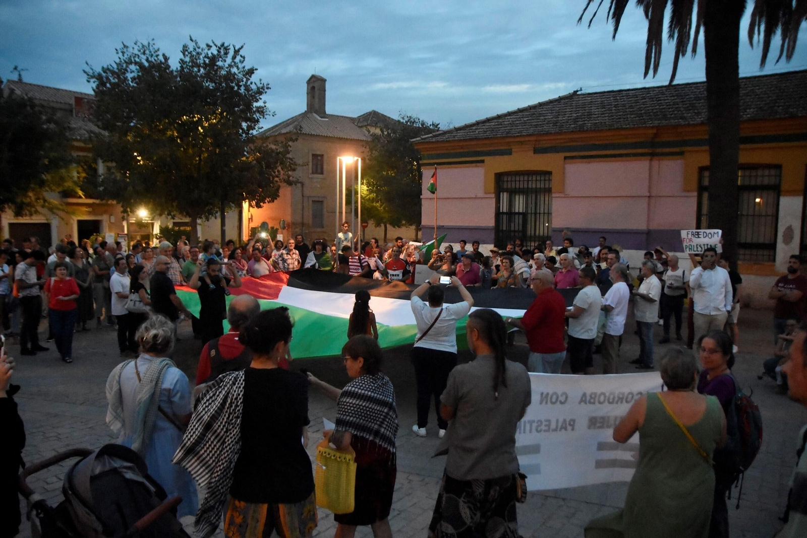 La concentración de solidaridad con Palestina en Córdoba, en imágenes