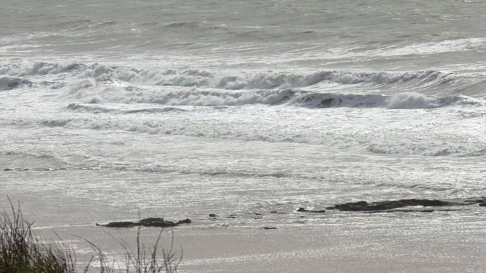 Los fenómenos costeros provocarán olas de varios metros de altura.