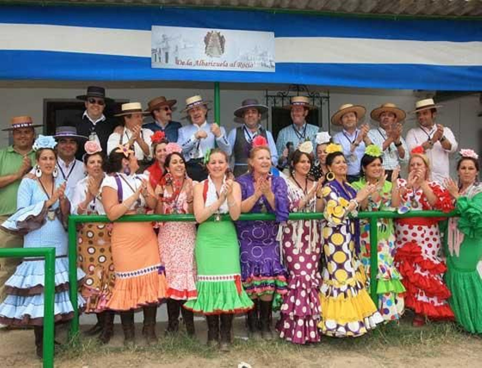 Rocieros jerezanos de la peña ‘De la Albarizuela al Rocío’. 

Foto: Juan Carlos Toro