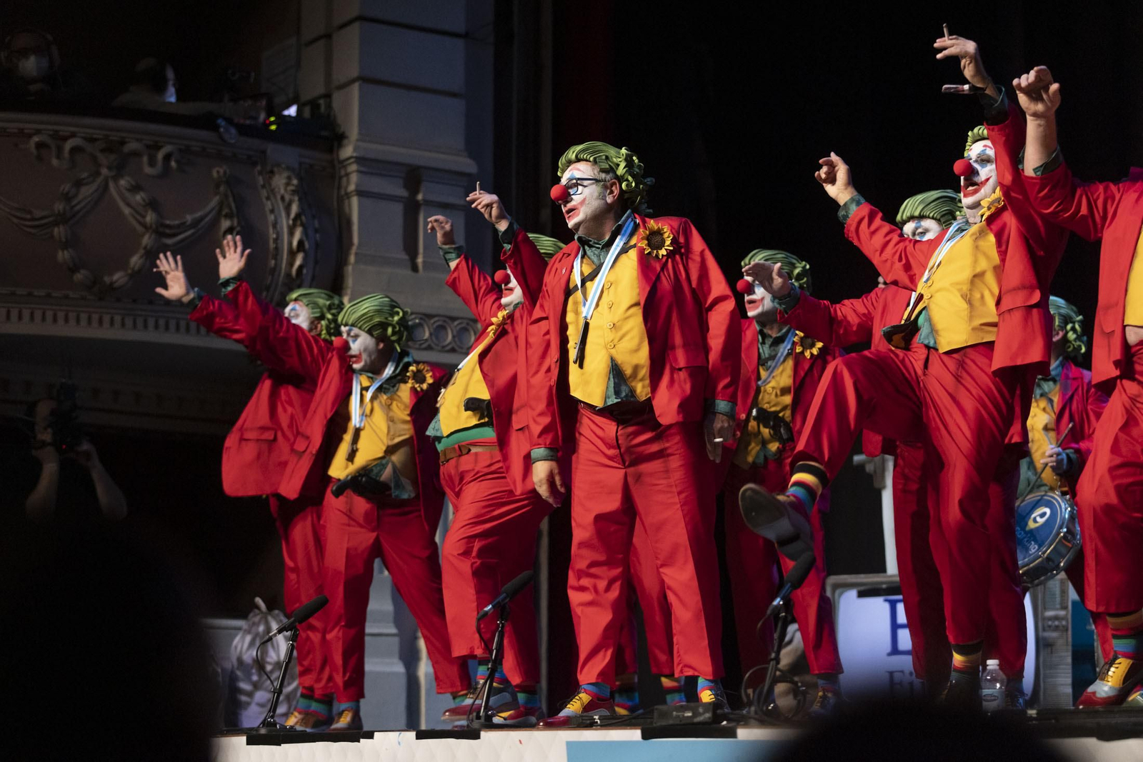 Imágenes de la actuación de la murga de Huelva '¡¡¡Yokejé!!!' en el Carnaval Colombino