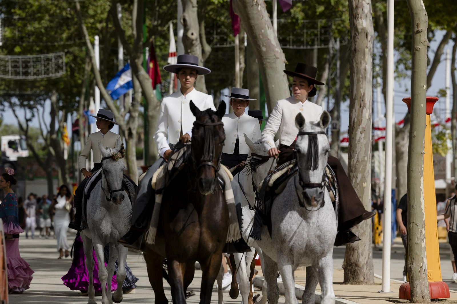 Las imágenes del viernes en la Feria de El Puerto de Santa María 2025