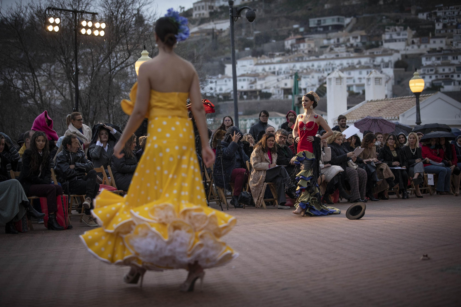 Así ha sido el desfile de jóvenes diseñadores de Granada