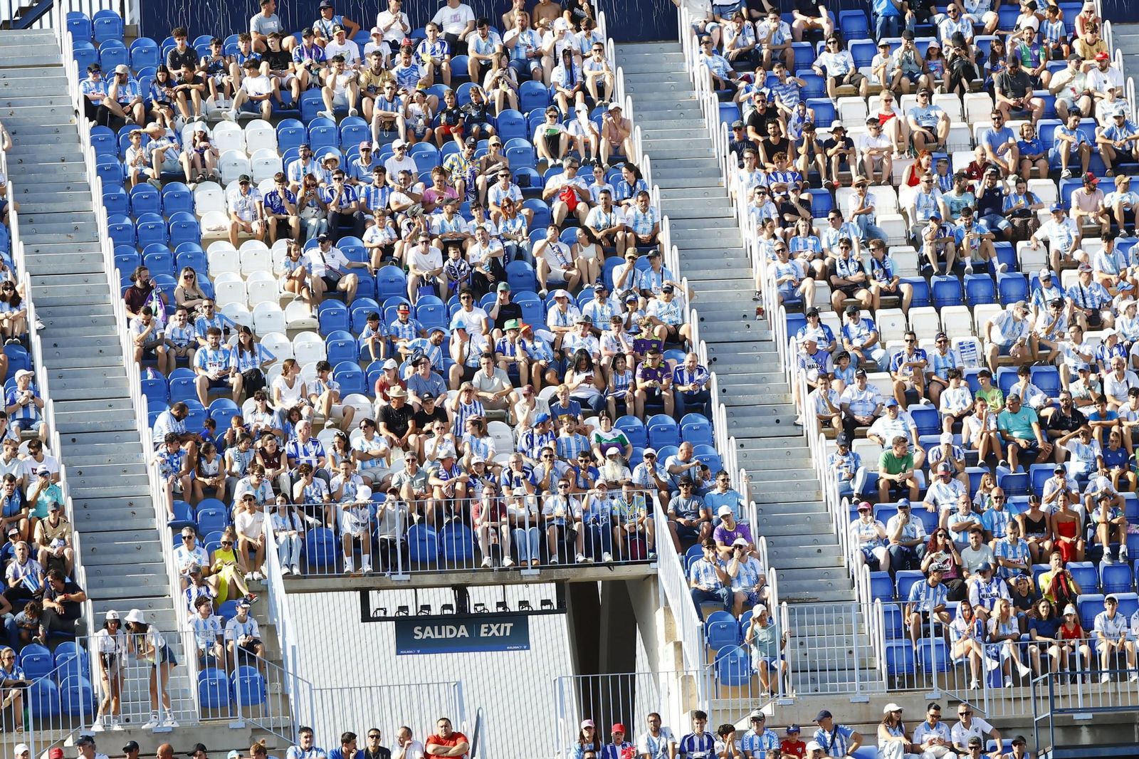 Búscate en las gradas de La Rosaleda en el Málaga CF-Burgos