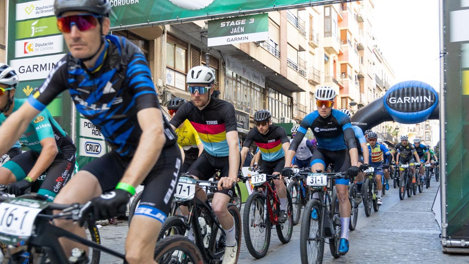En imágenes: la Andalucía Bike Race llega a Jaén en su tercera etapa