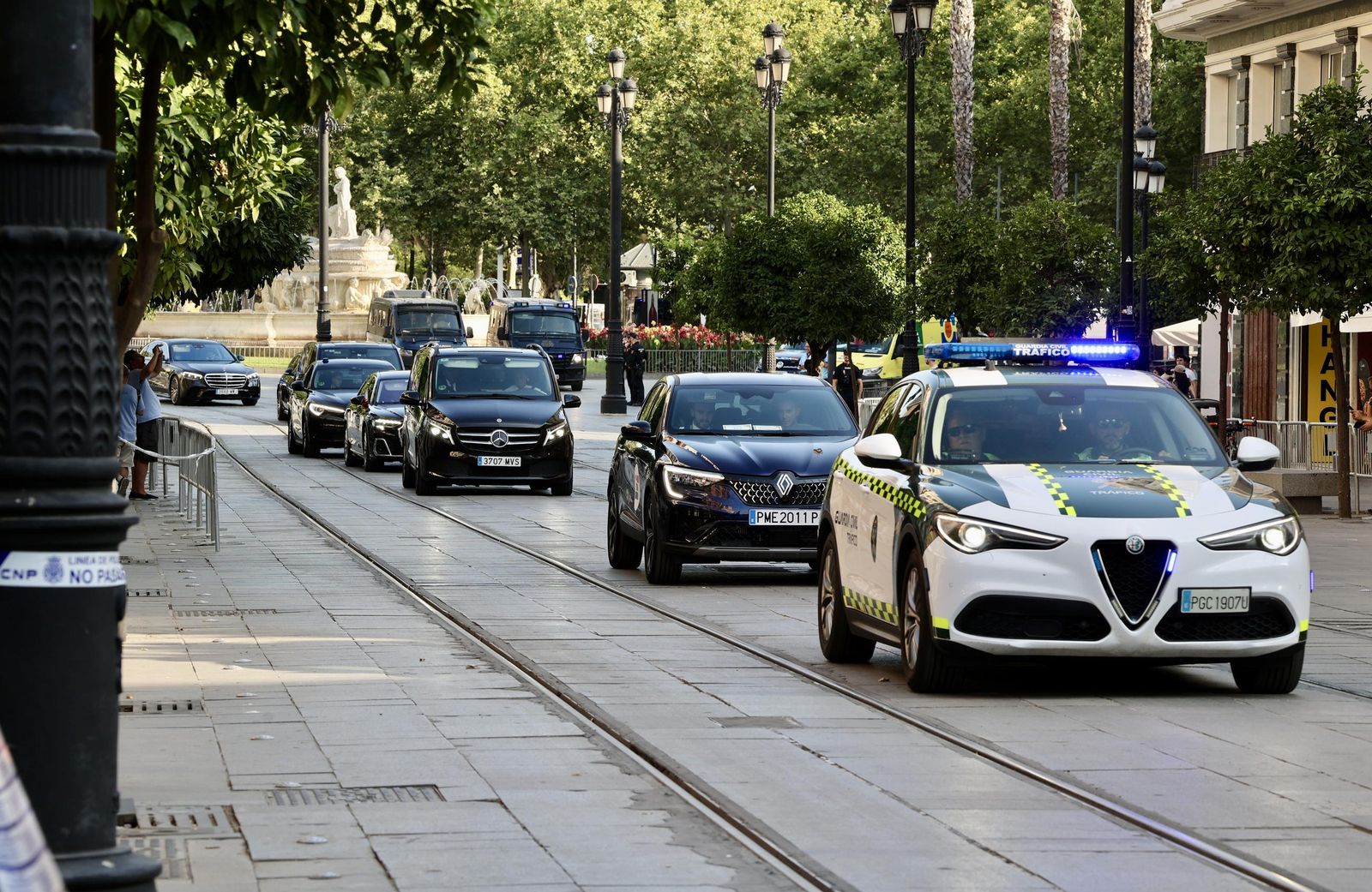 LLegada de los mandatarios de la ONU a la cena en el Alcázar