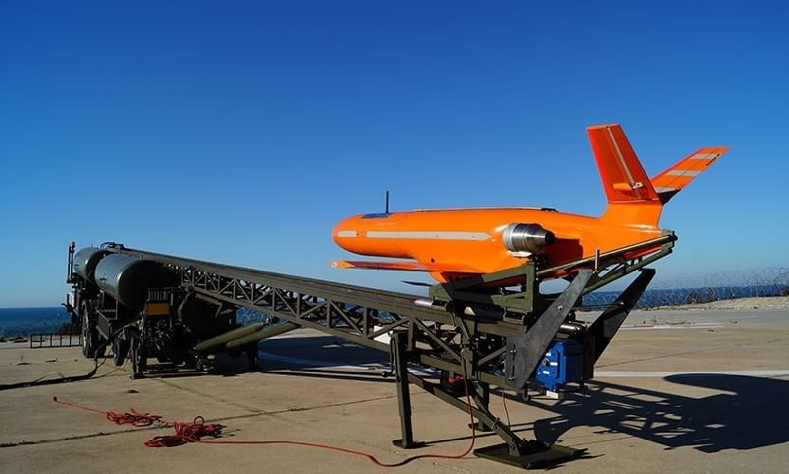 Un blanco aéreo del ejercicio con cazas del Ejército del Aire y del Espacio que se desarrolla en el Golfo de Cádiz.