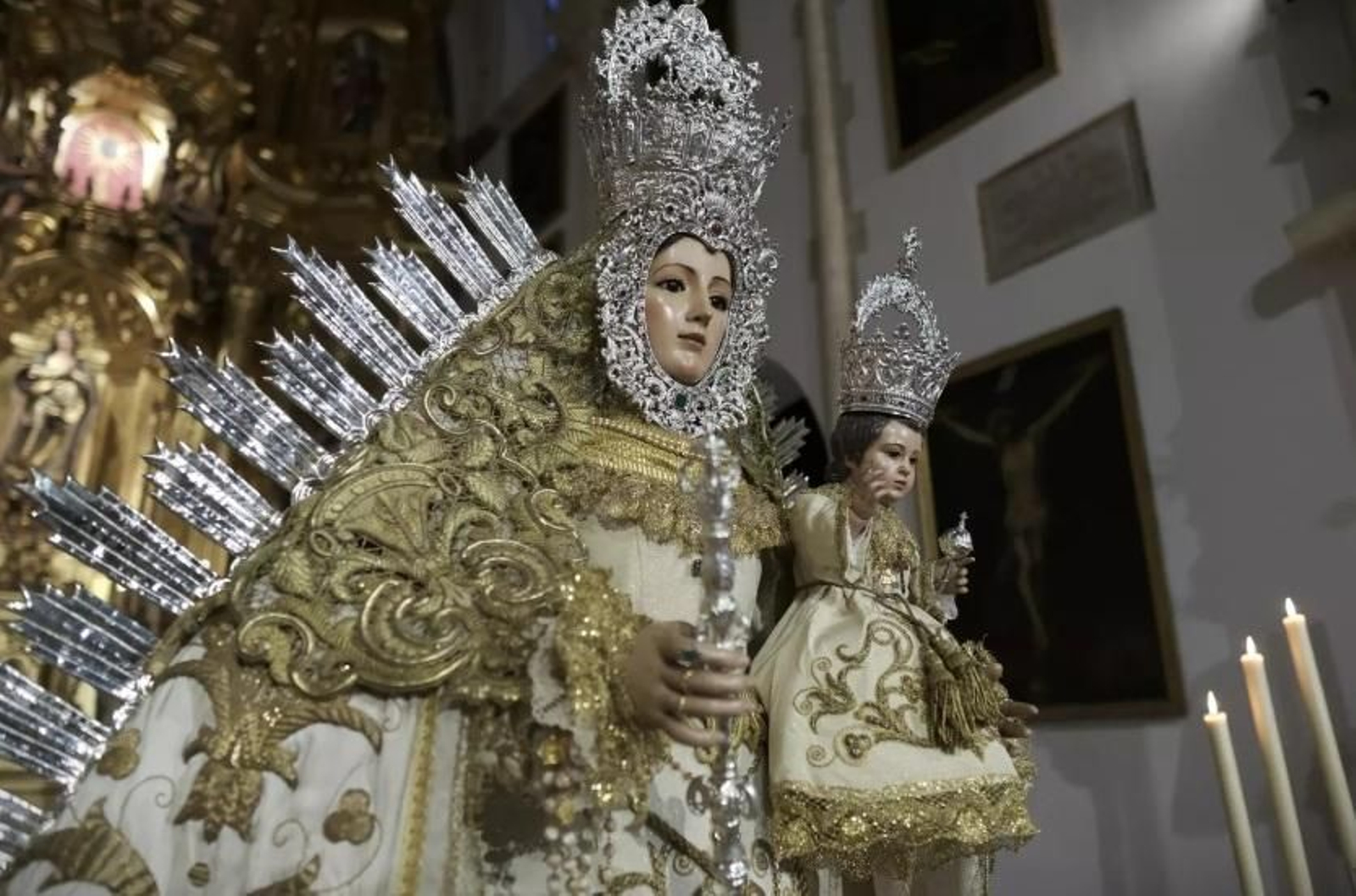 La Virgen de Araceli procesiona por Sevilla de manera ininterrumpida desde 2014