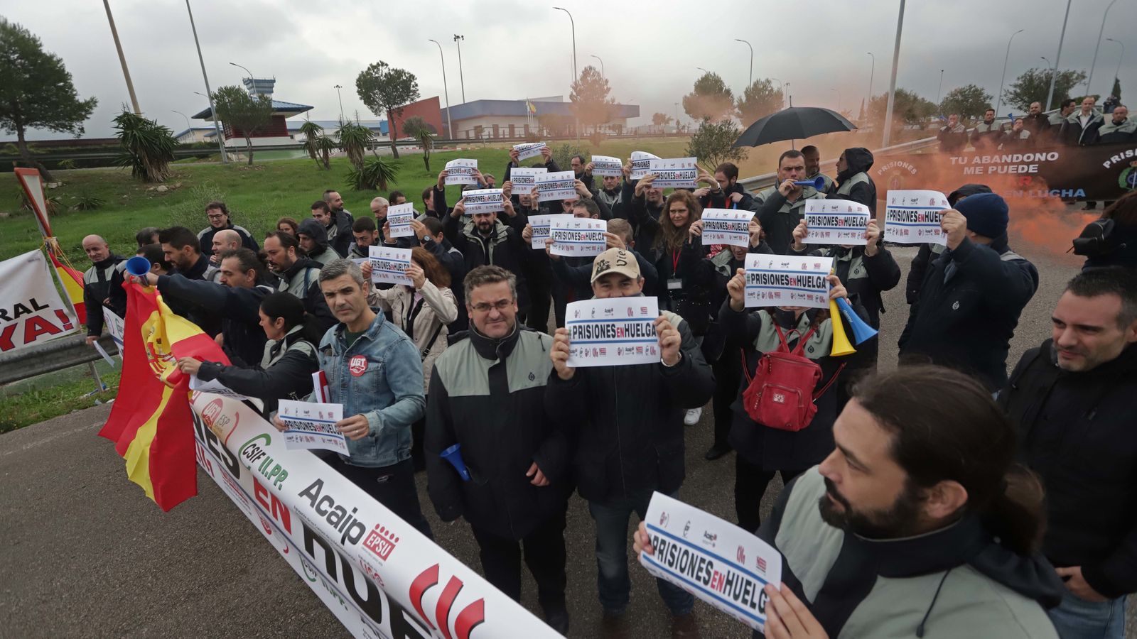 Funcionarios de Botafuegos en huelga