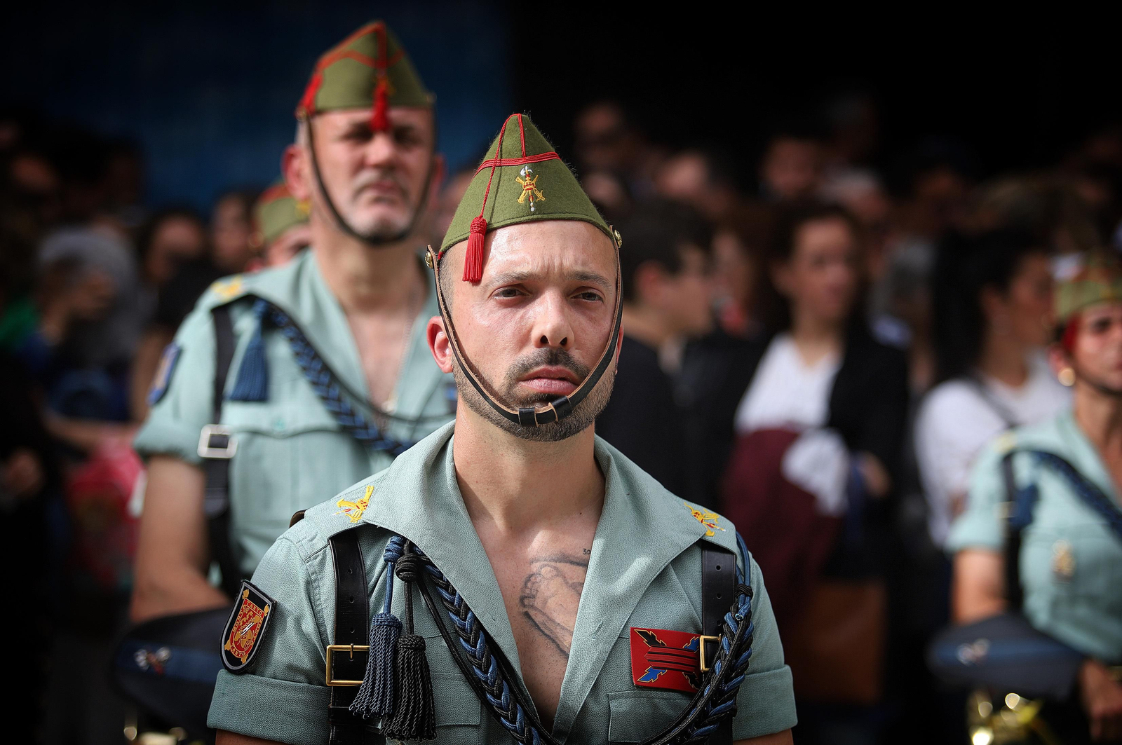 Sábado de Pasión: Imágenes de La Legión con el Cristo de la Vera+Cruz