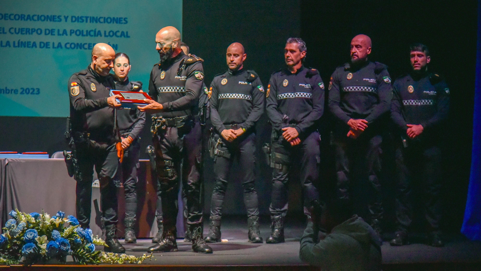 El acto de entrega de distinciones por la festividad del Cuerpo de la Policía Local de La Línea, en imágenes