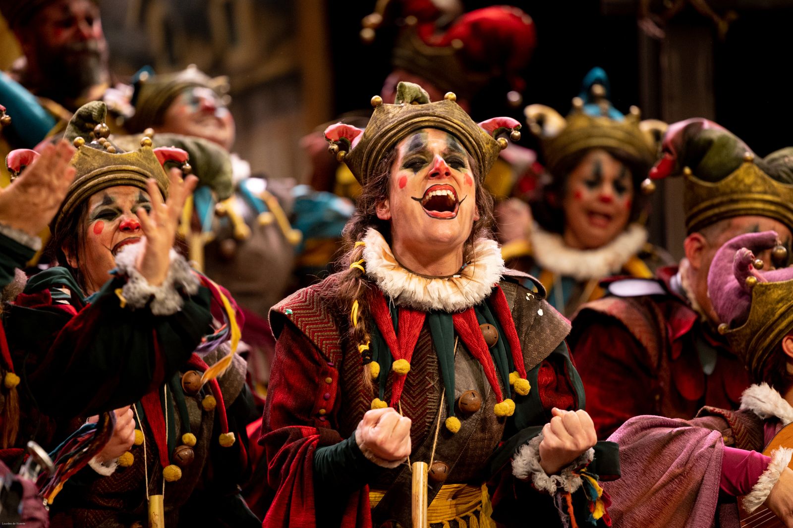 Coro 'La fiesta de los locos'