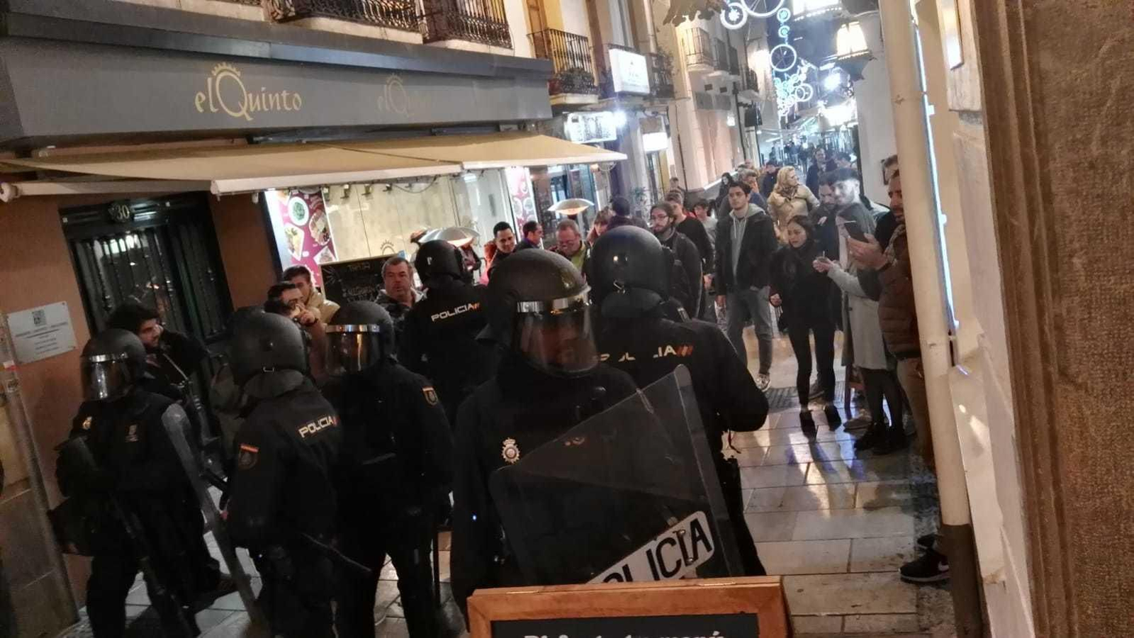 Las imágenes de la manifestación antifascista en Granada
