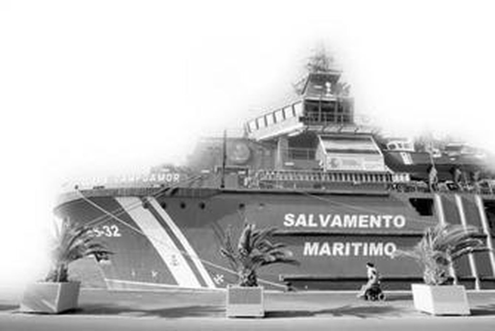 Embarcación Clara Campoamor de Salvamento Marítimo.