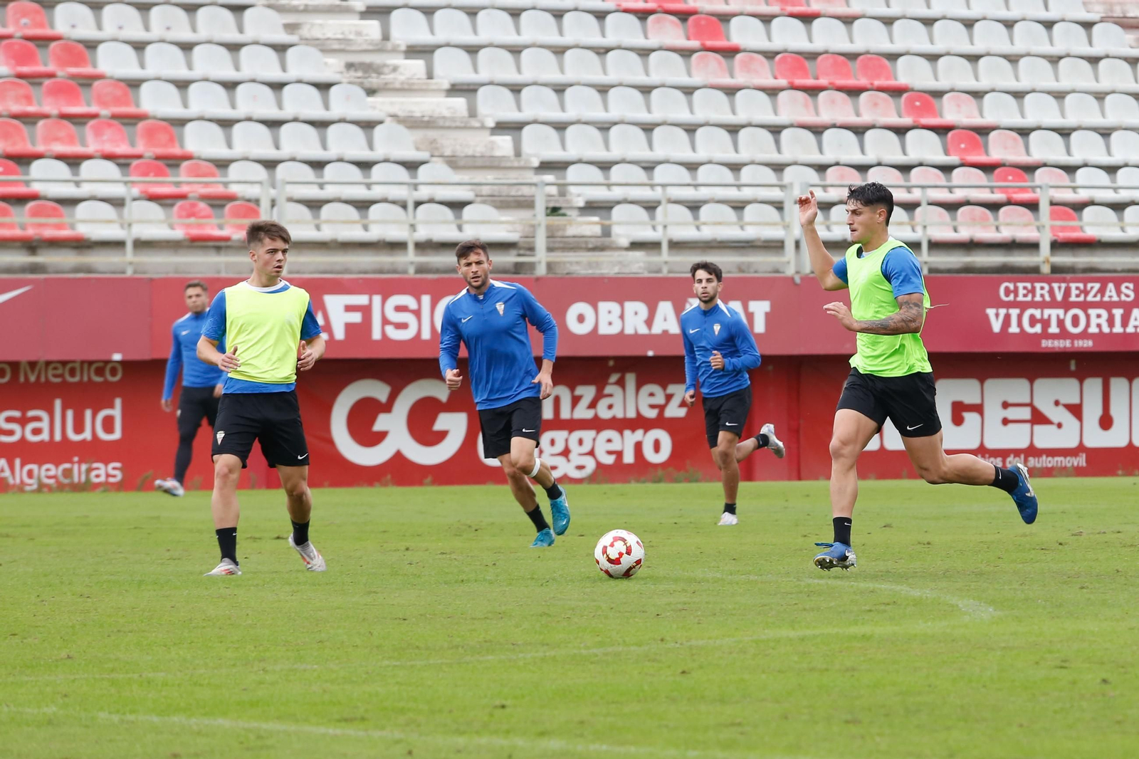 El entrenamiento del Algeciras CF antes de la visita al Recreativo de Huelva