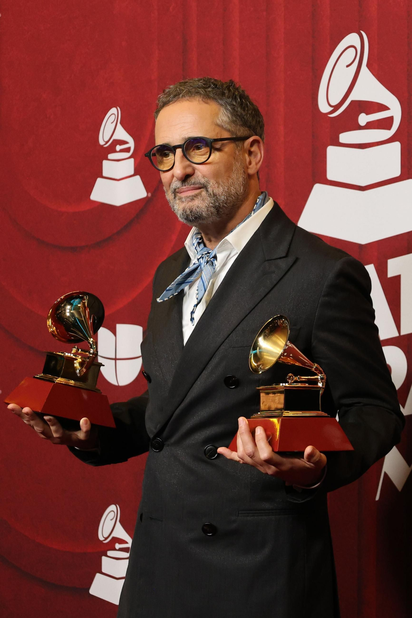 Todos los famosos, tendencias y curiosidades en la alfombra roja de la 25 edición de los Grammy Latinos
