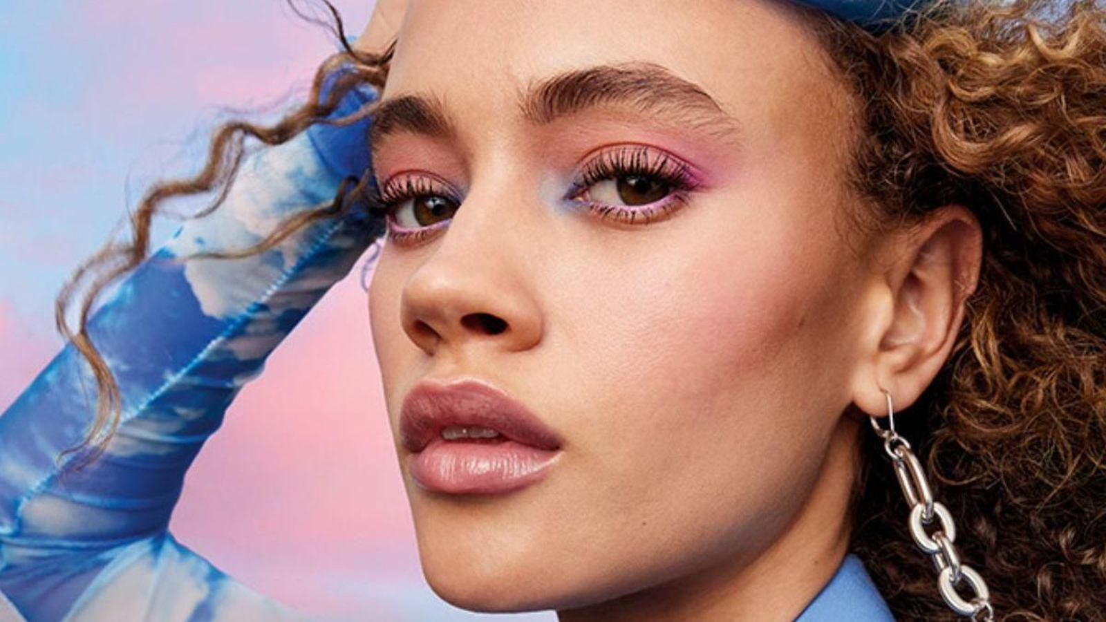 Último día para conseguir la máscara de pestañas de Maybelline más viral en Tiktok a menos de 6€ por el Amazon Prime Day