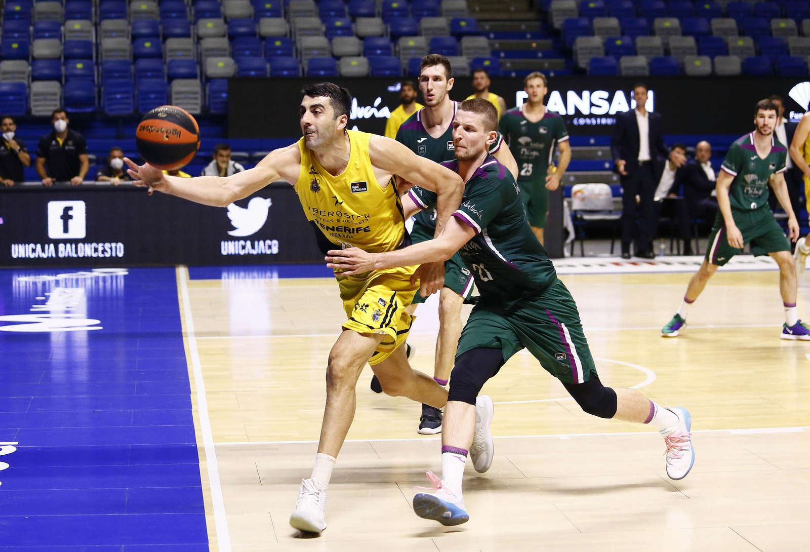 Las fotos del Unicaja-Iberostar Tenerife