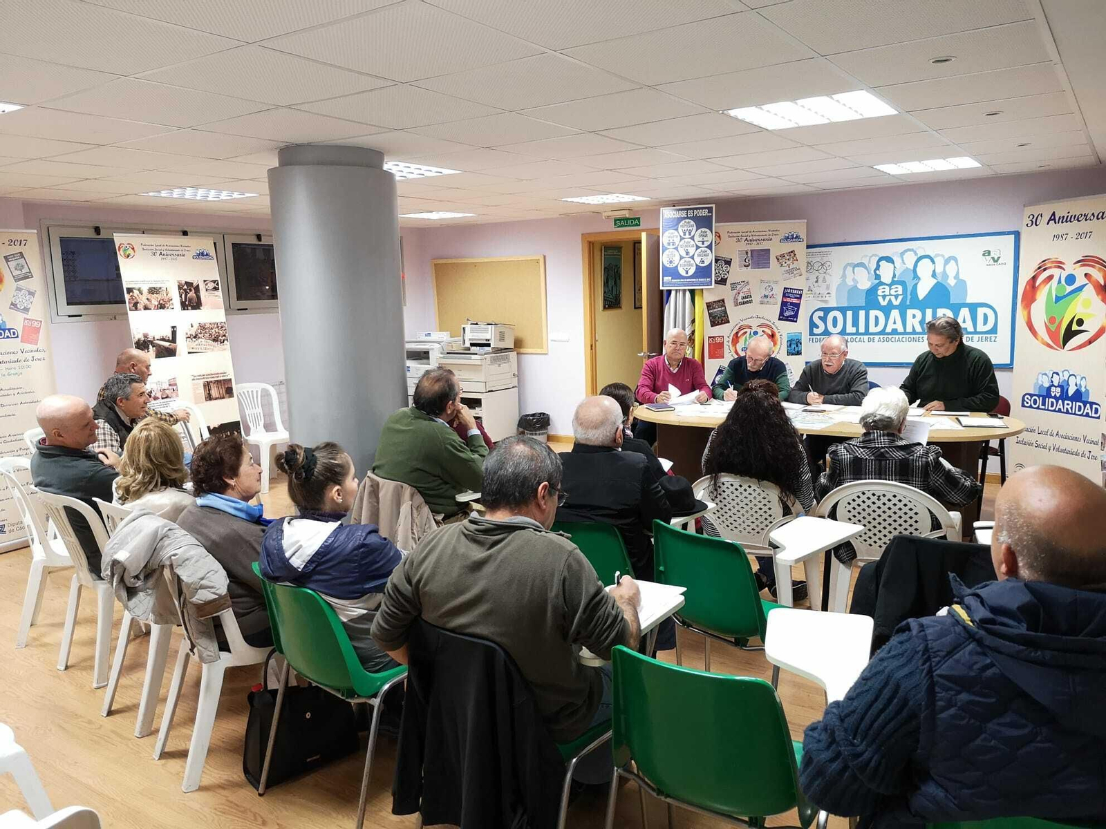 Asamblea vecinal de la federación Solidaridad, en la que Sebastián Peña renovó el cargo de presidente por cuatro años.