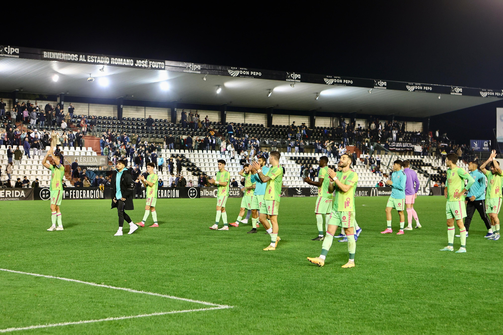 El AD Mérida - Málaga CF, en fotos