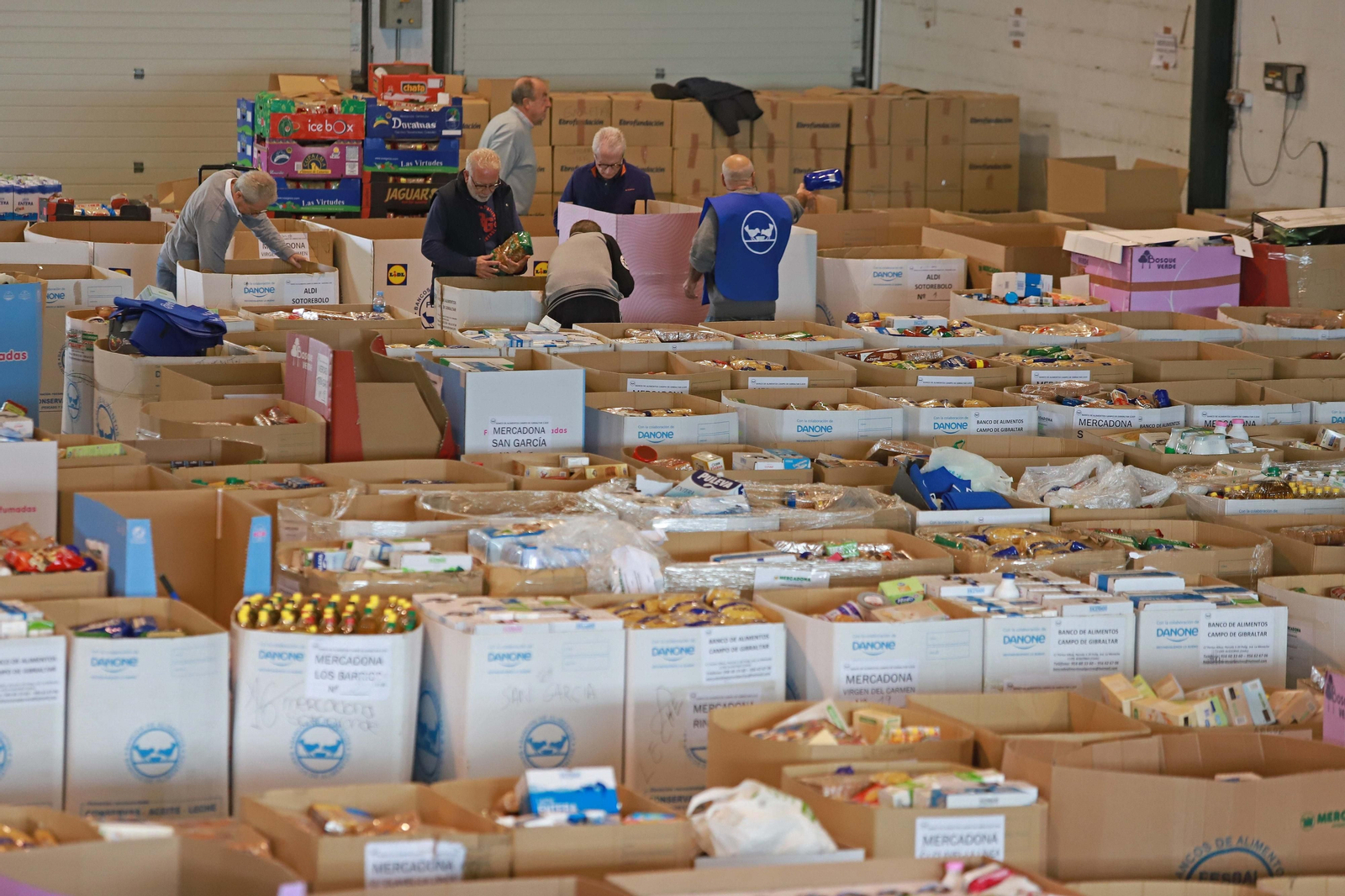 Voluntarios en el Banco de Alimentos del Campo de Gibraltar.