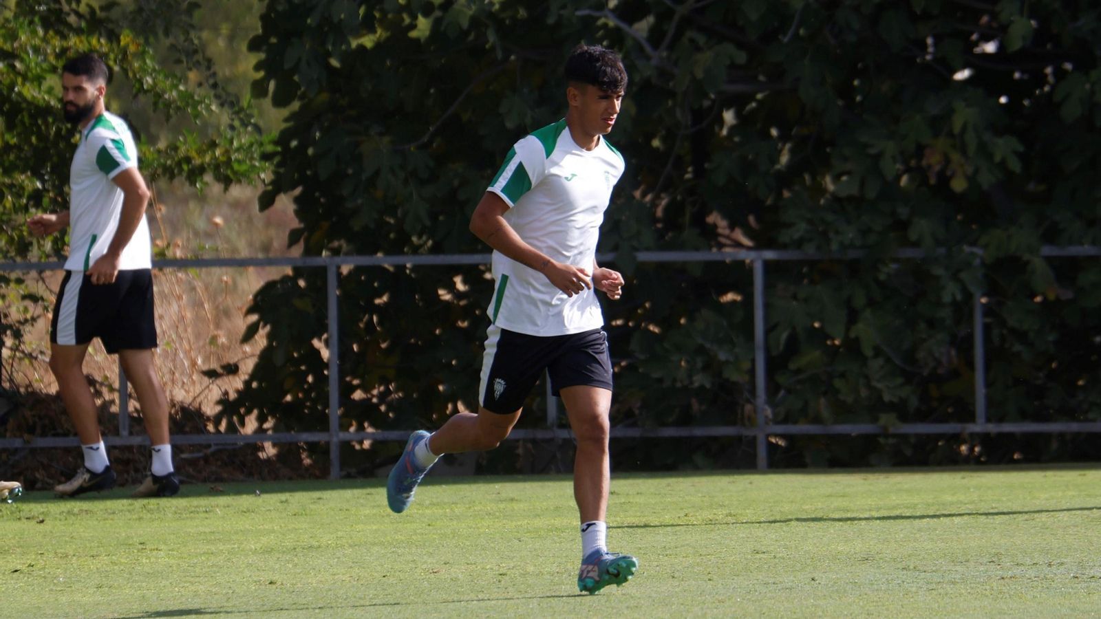 Dani Albuera, en el entrenamiento del Córdoba CF de este miércoles.