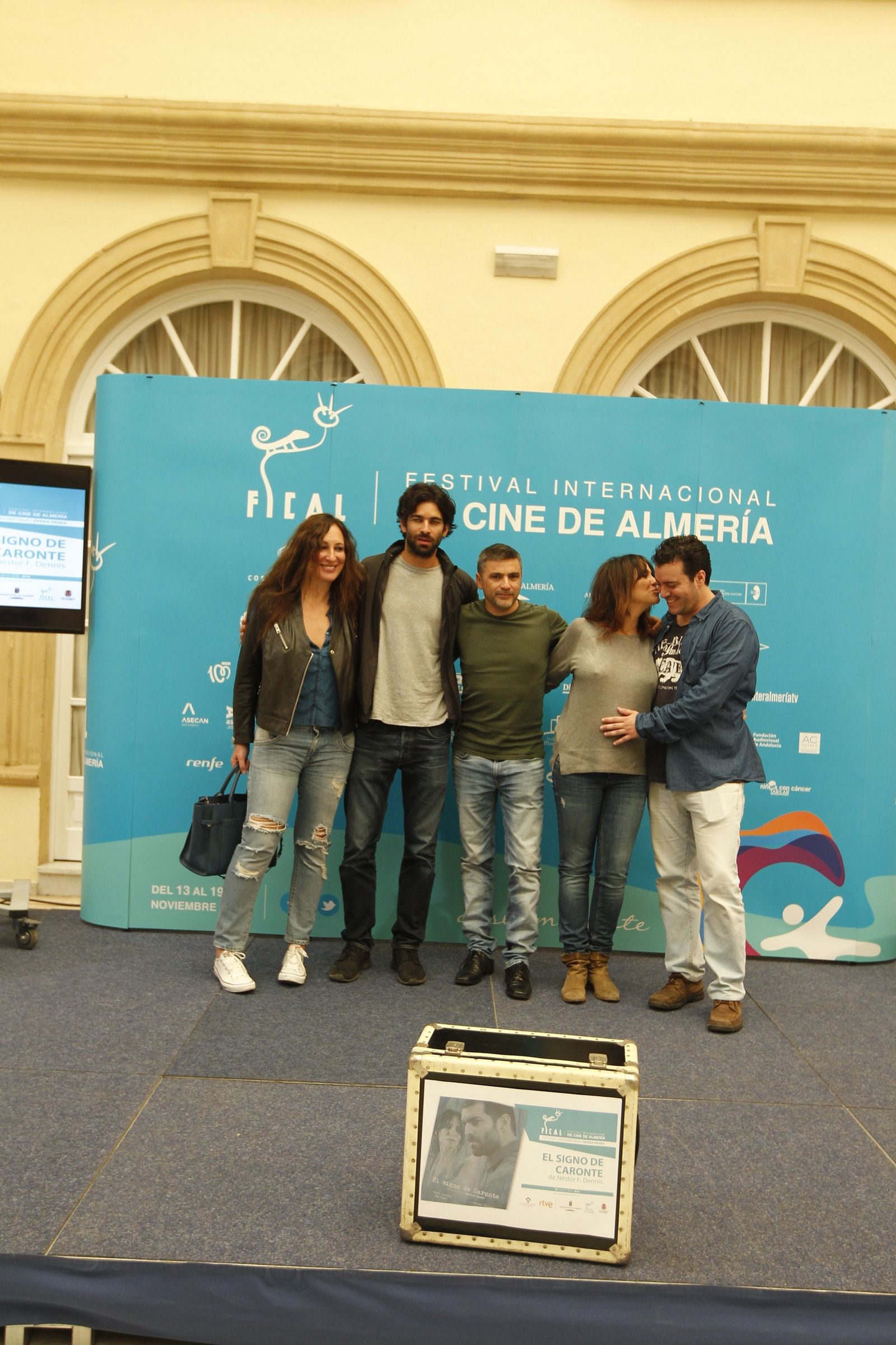 Las imágenes de Melani Olivares y Rubén Cortada