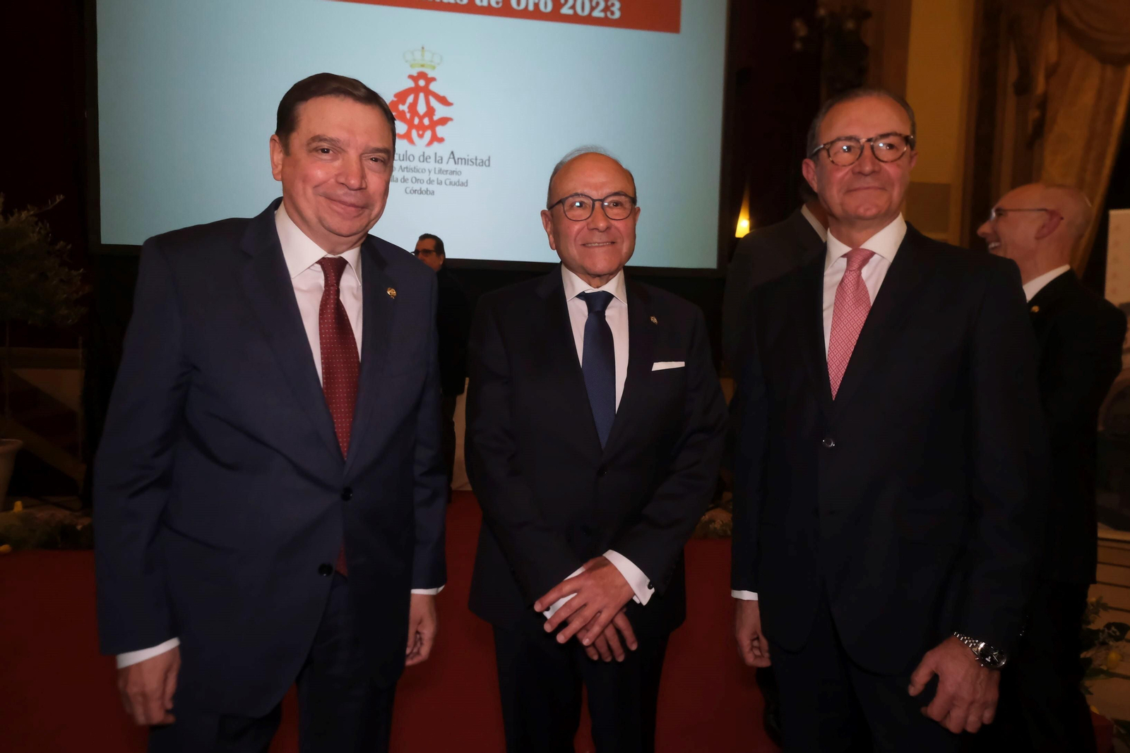 El Real Círculo de la Amistad de Córdoba entrega sus reconocimientos, en imágenes El Real Círculo de la Amistad de Córdoba entrega sus reconocimientos, en imágenes