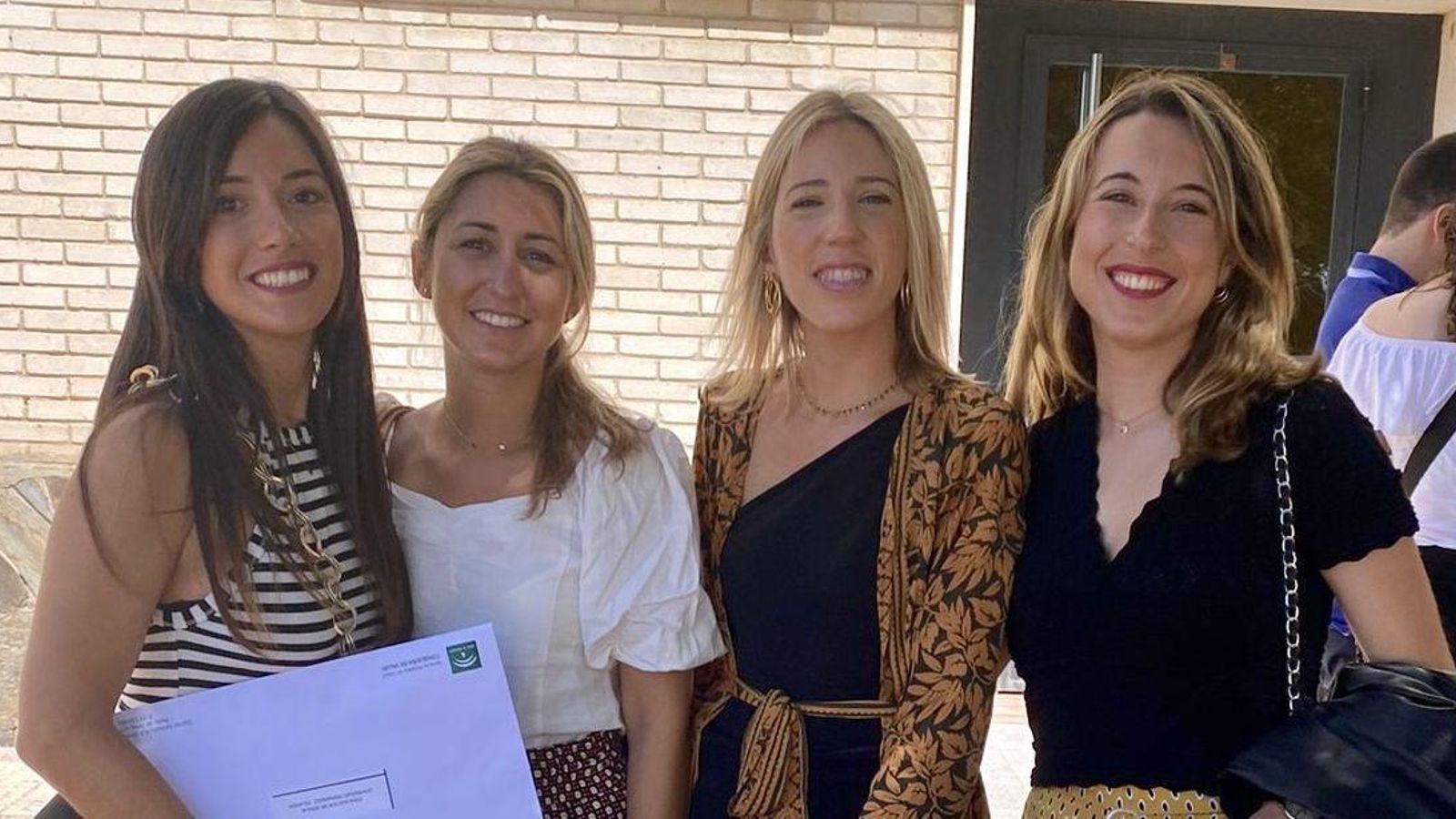 De izquierda a derecha, las premiadas, Yolanda Domínguez, Isabel Ruiz, Carmen Aguayo y Pilar Vaquero.