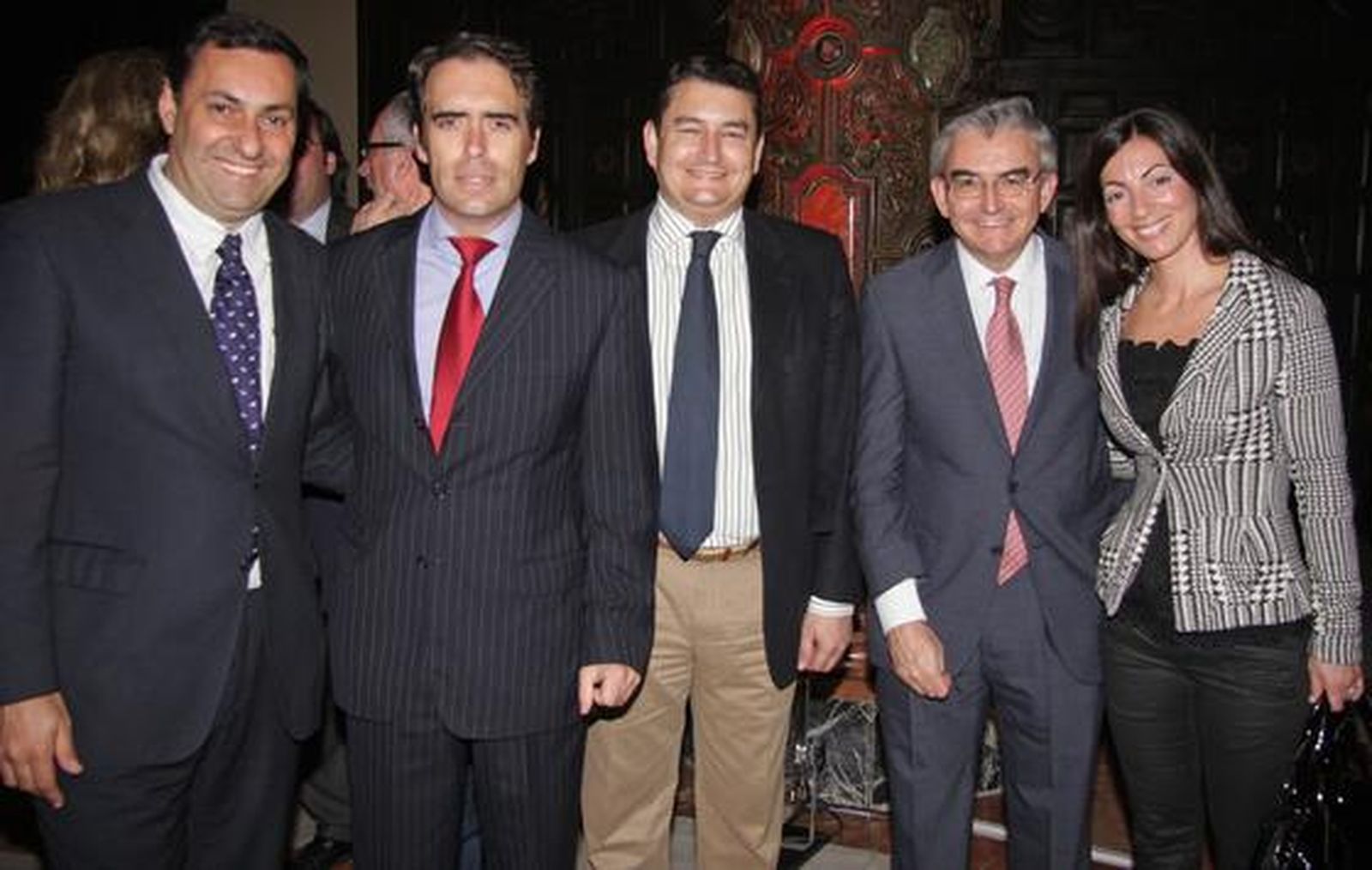 Diego Joly, Rafael Navas, director de 'Diario de Cádiz'; Antonio Sanz, secretario general del PP-A; José Joaquín León y la portavoz del PP-A, Rosario Soto.