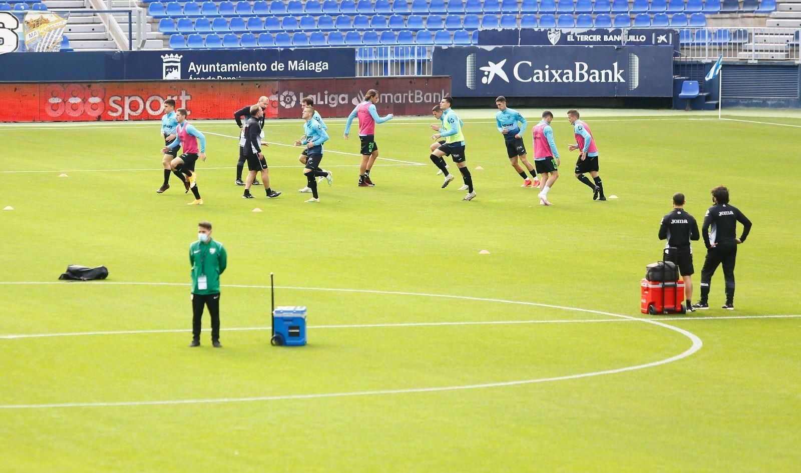 Las fotos del calentamiento del Málaga CF - Leganés