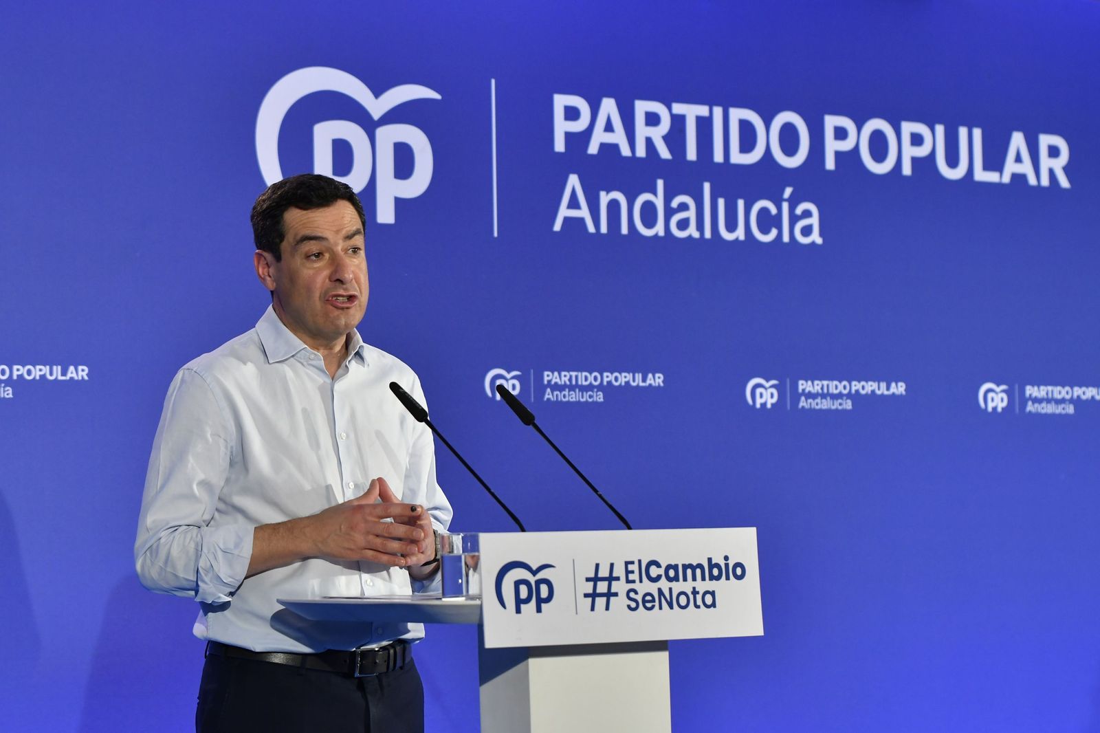 Juanma Moreno en el Comité Ejecutivo de los populares en Almería.