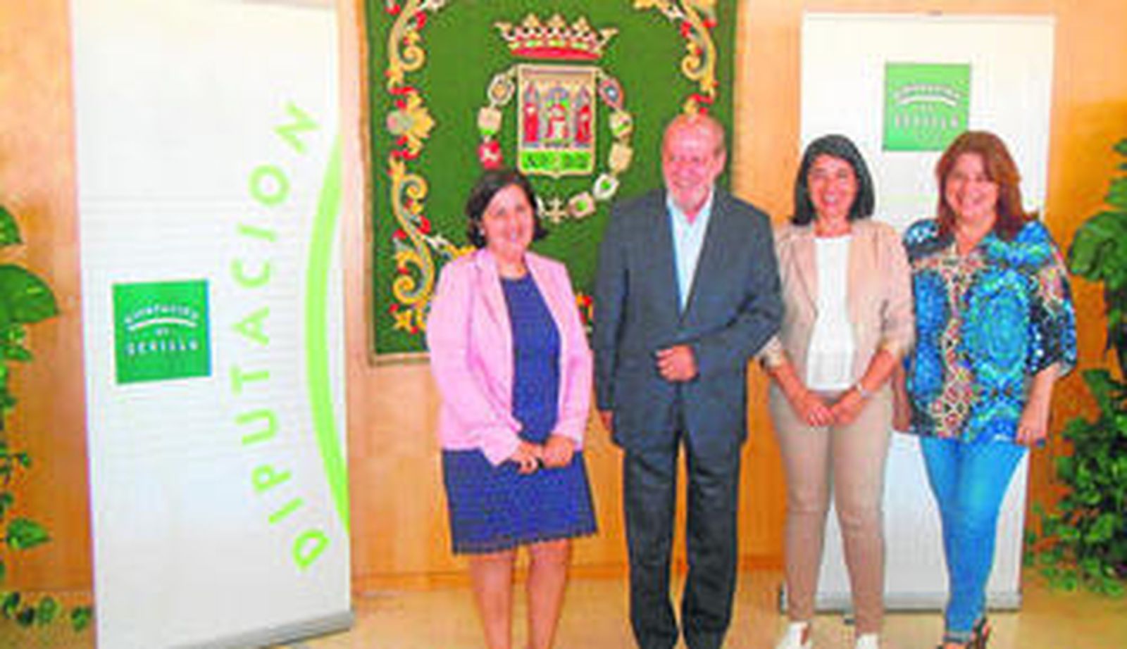 El presidente de la Diputación hizo balance ayer acompañado por la vicepresidenta, la portavoz del equipo de gobierno y la diputada de Cohesión Territorial.