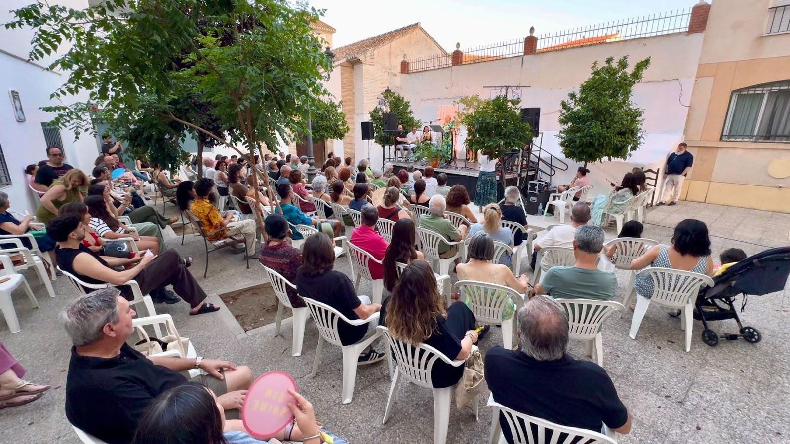 Inauguración del II Festival de Poesía de Seda y Oro Inauguración del II Festival de Poesía de Seda y Oro