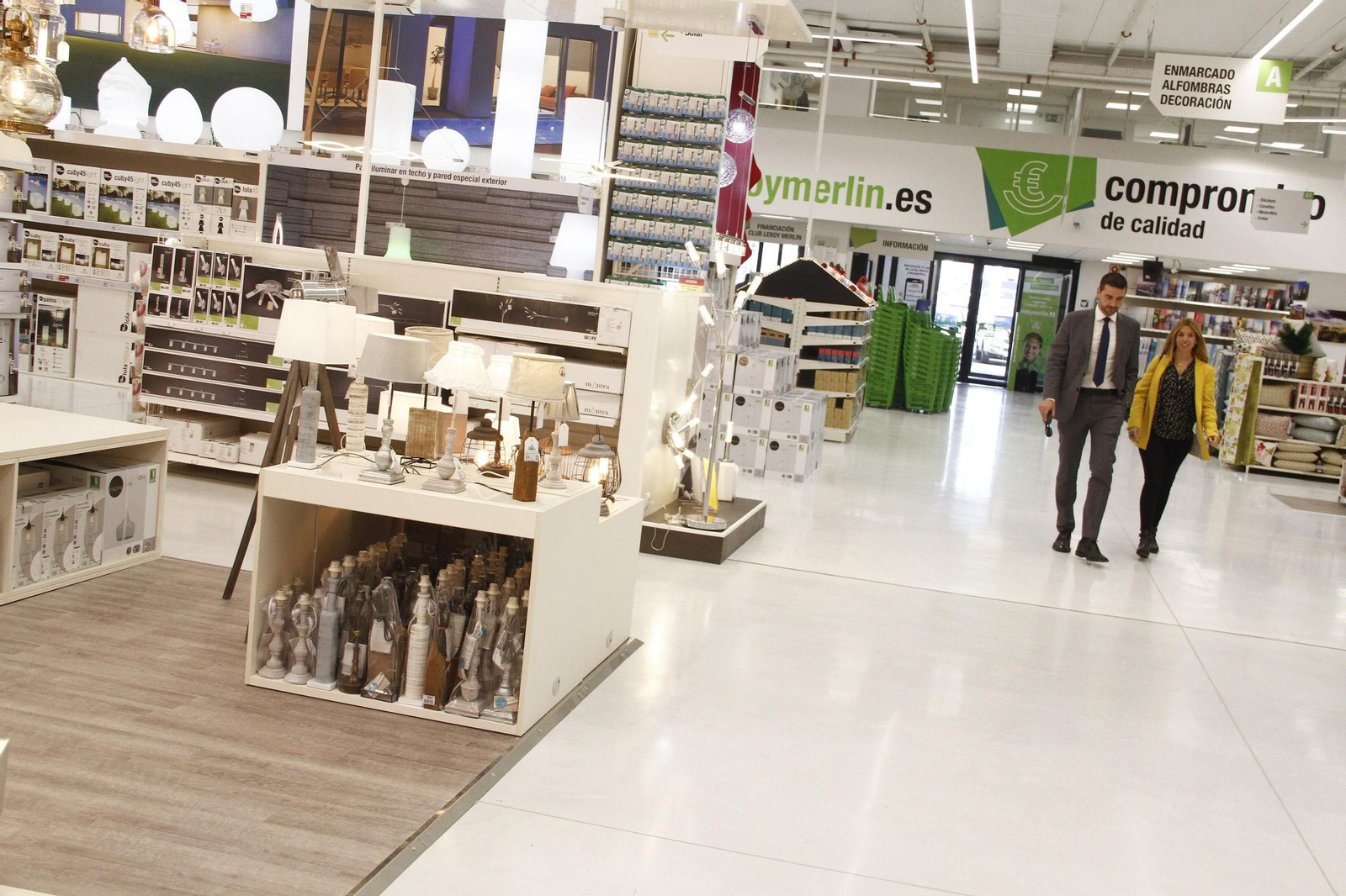 Interior de una de las tiendas de Leroy Merlin.