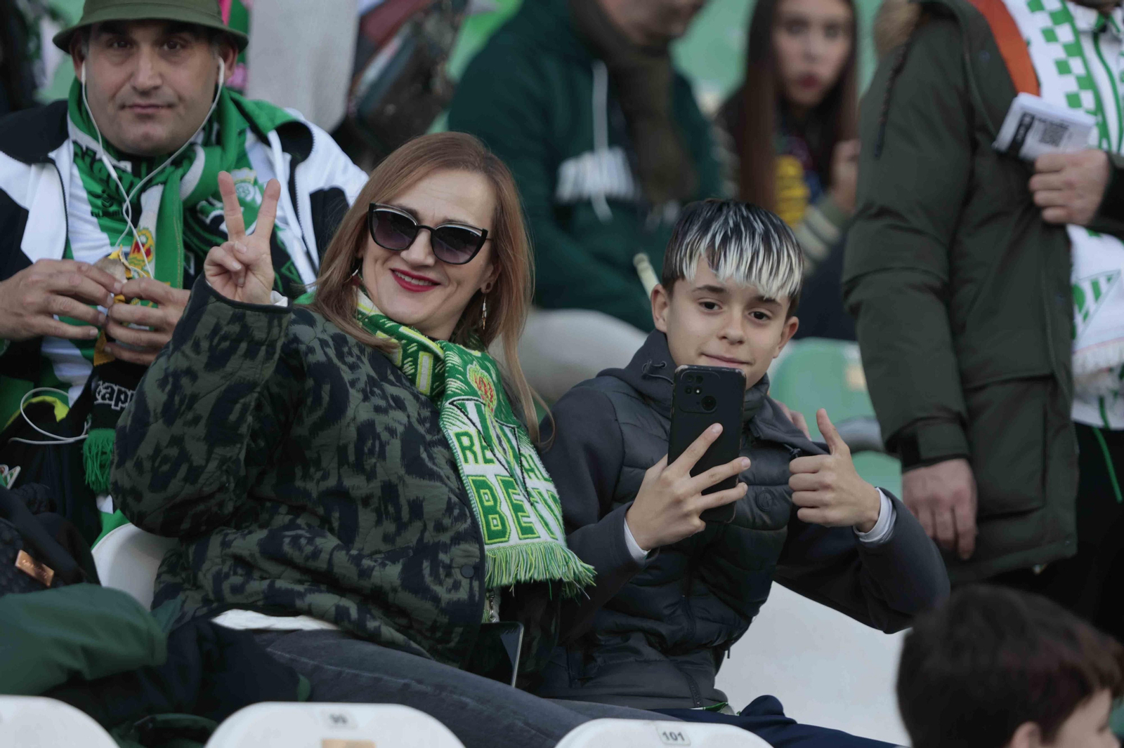 Búscate en las gradas del Villamarín