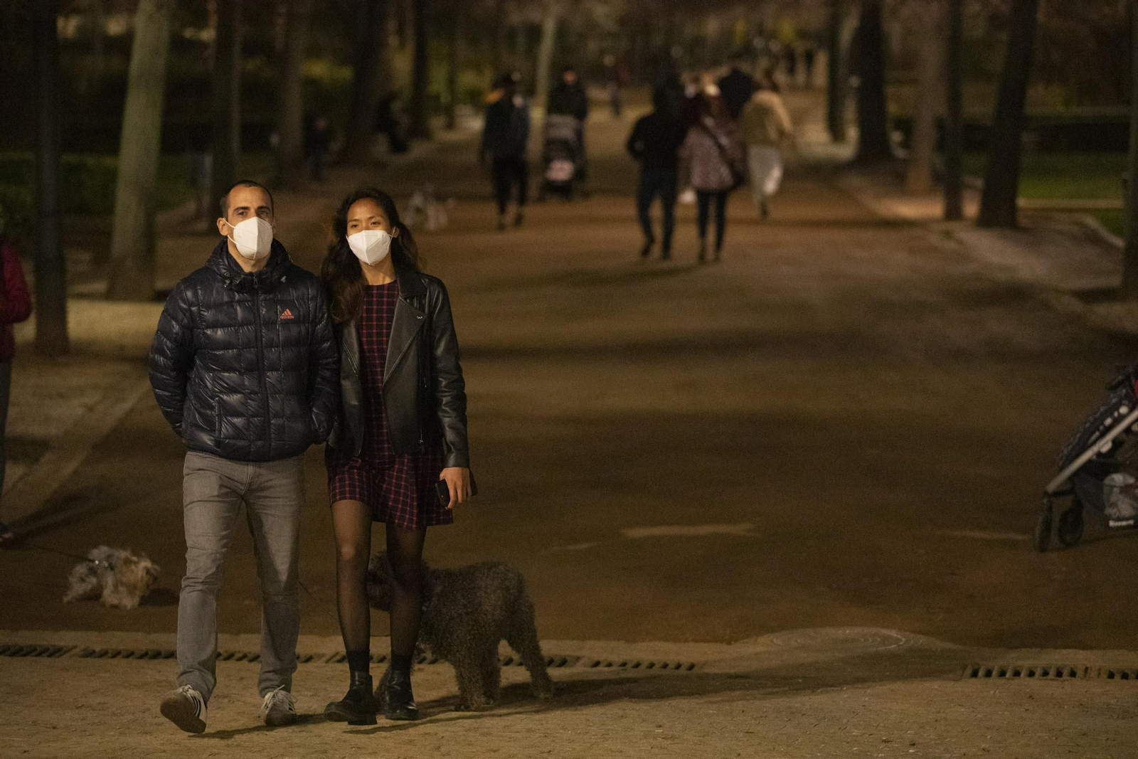 Fotos: La sucesión de terremotos que ha vuelto a sacar a los vecinos de Granada a la calle