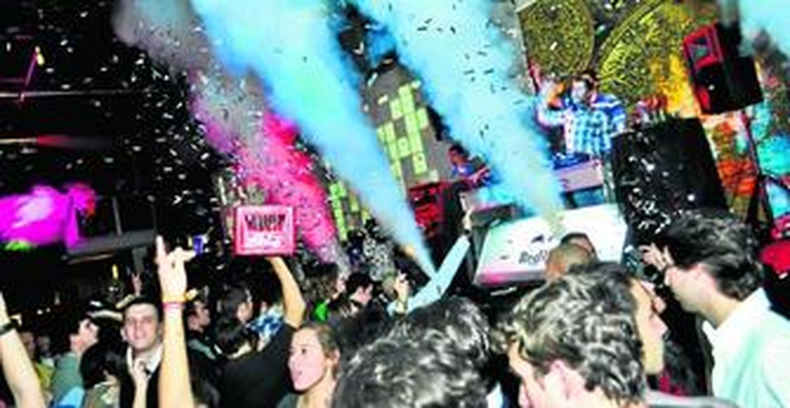 Desde la medianoche Boss abre sus puertas para celebrar la Nochebuena y los que lo prefieran pueden hacerse con uno de sus nuevos reservados en el espacio 'El Cielo de Boss'.