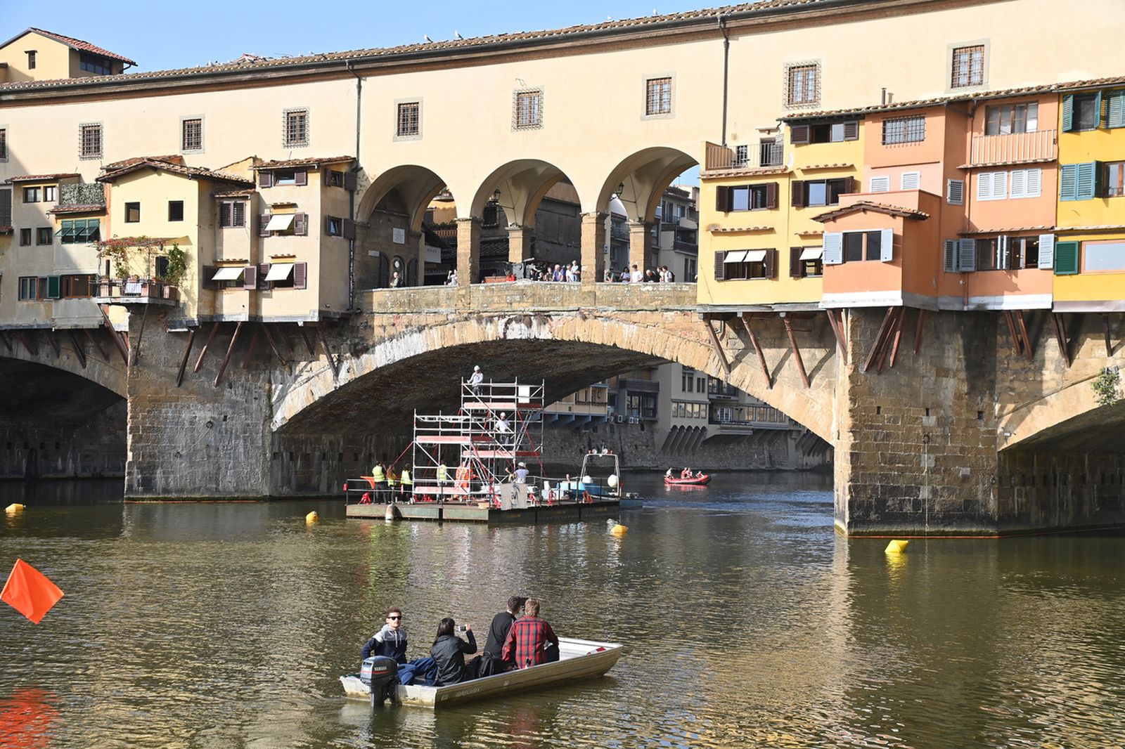 Florencia acomete la primera restauración del Ponte Vecchio de su historia