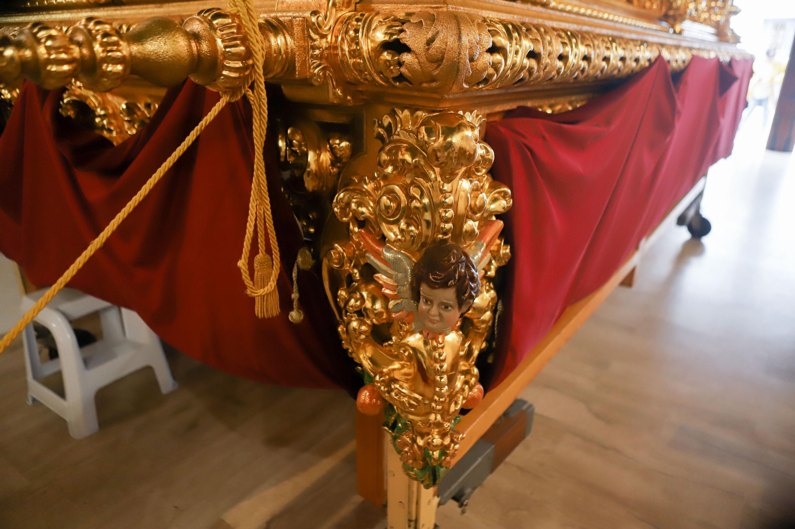 Fotos de los preparativos de la Semana Santa en Algeciras