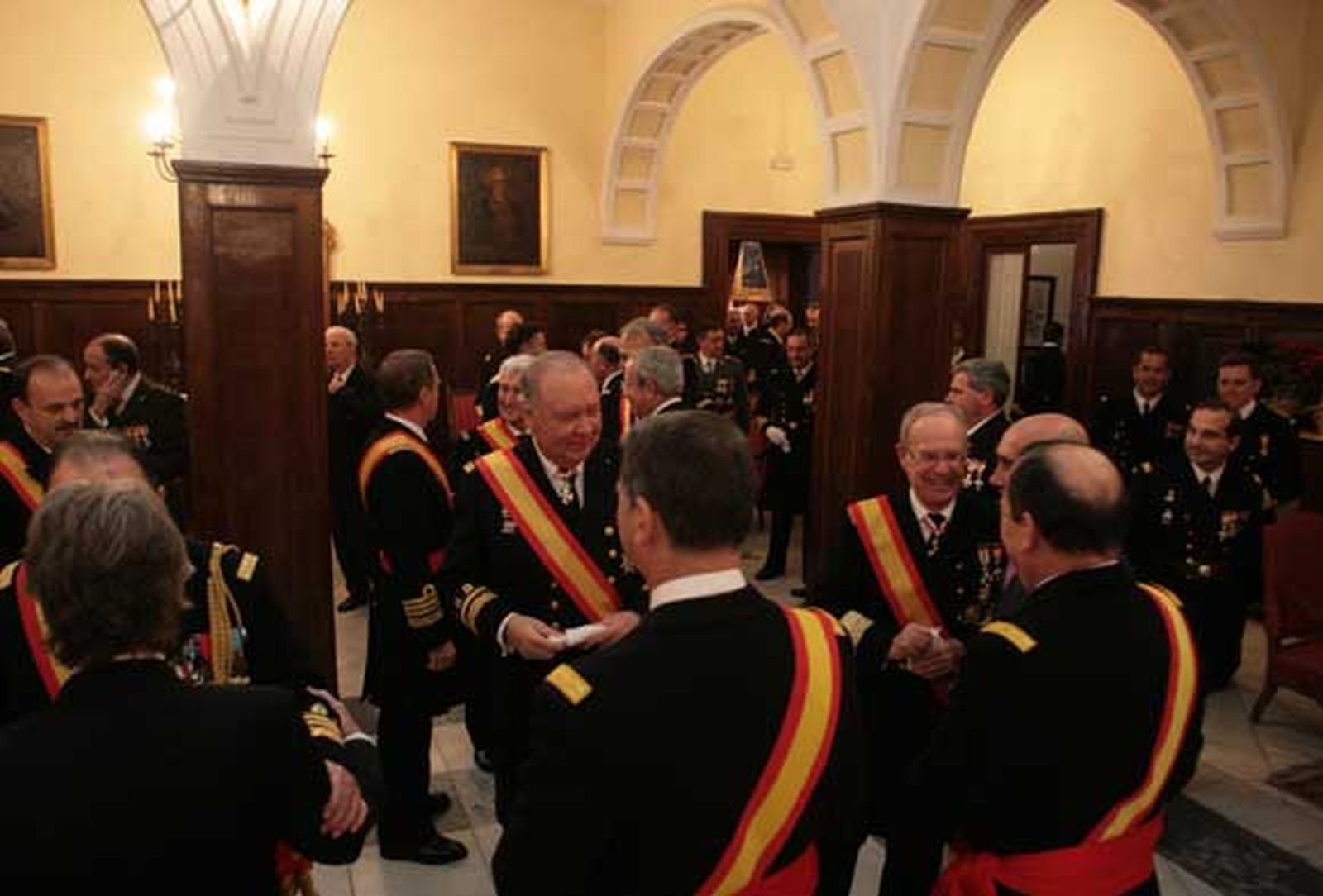 El almirante de la Flota habló del pasado y el futuro de las Fuerzas Armadas en la Antigua Capitanía General de la Defensa

Foto: Elias Pimentel