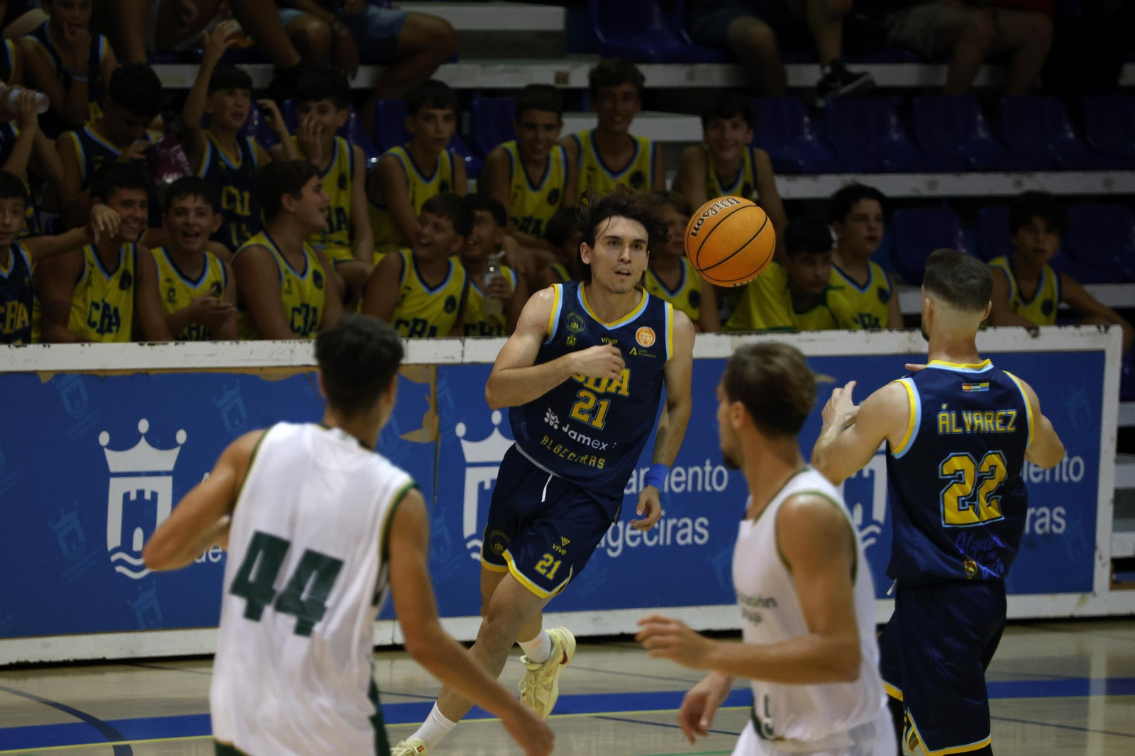 Fotos del I Torneo Ciudad de Algeciras frente al filial de Unicaja