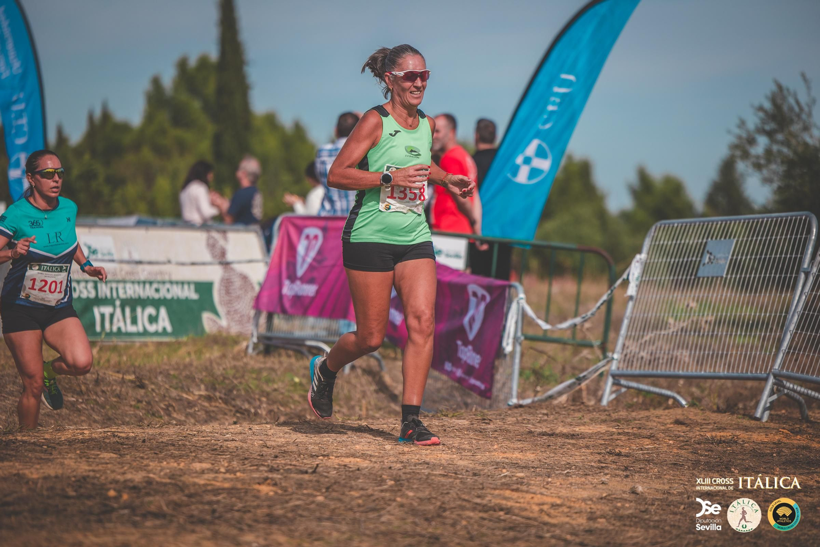 Búscate en las fotos del Cross de Itálica 2025 | 1