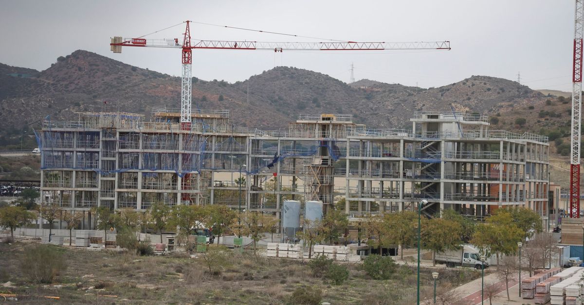 Vivienda en Andalucía, de los anuncios a la oferta real
