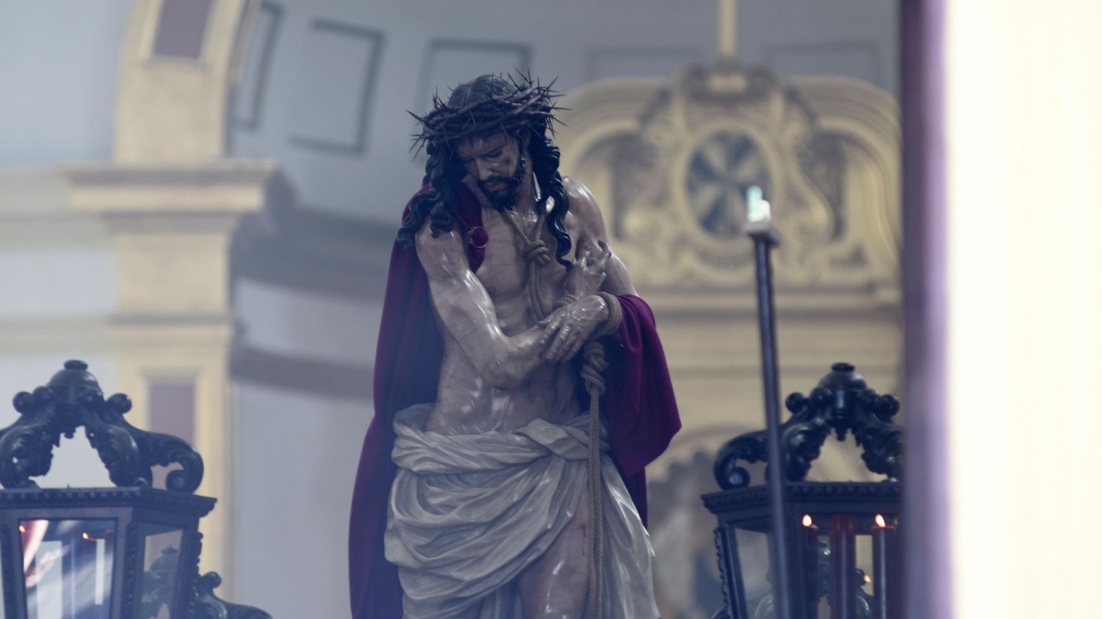 El Señor de los Afligidos, durante una salida procesional.