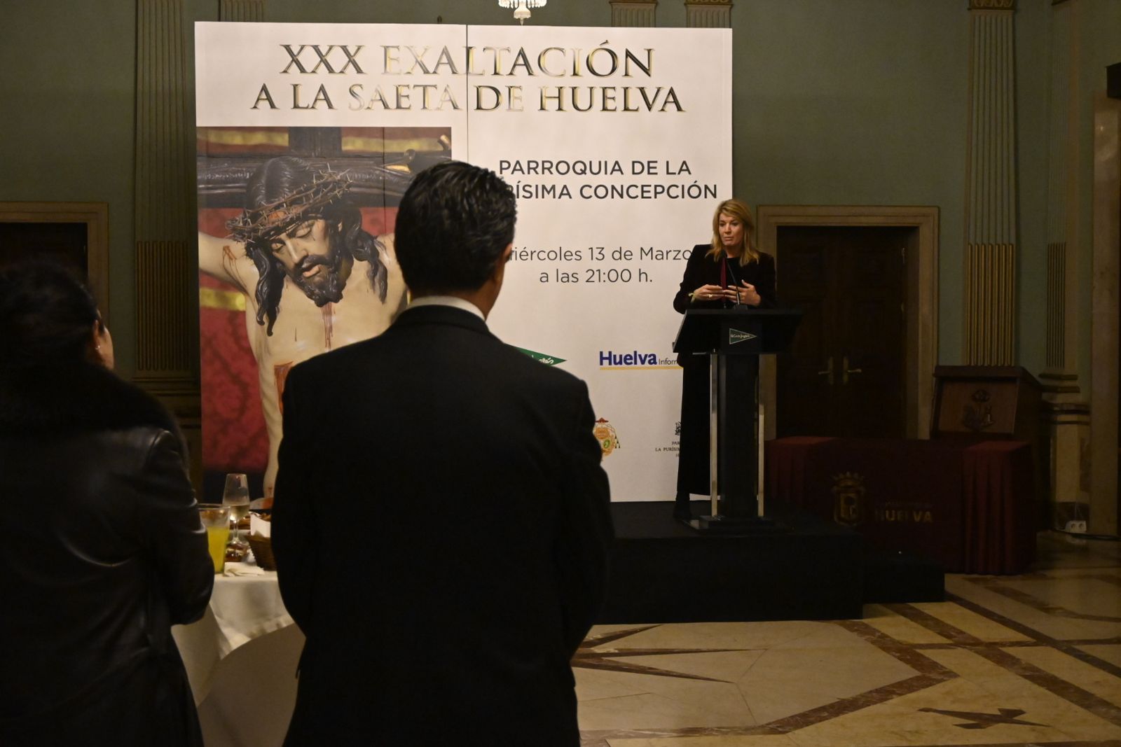 Acto de entrega de recuerdos por la XXX Exaltación a la Saeta de Huelva, en imágenes