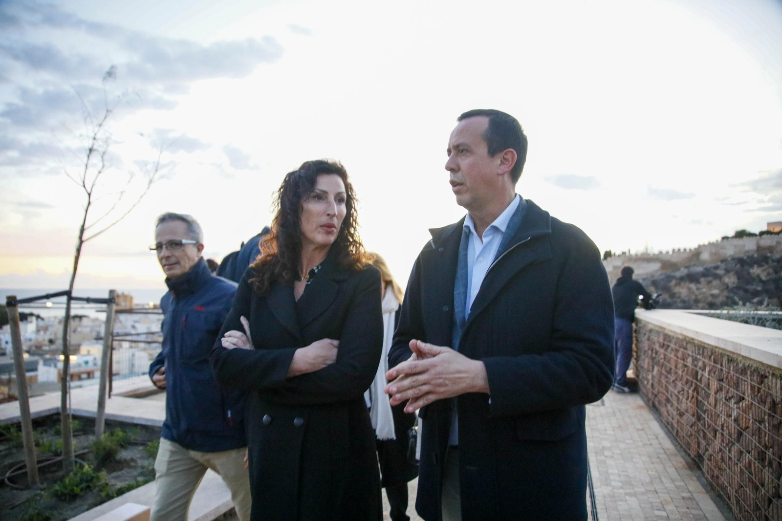 Las mejores imágenes del encendido de luces en el Cerro de San Cristobal de Almería