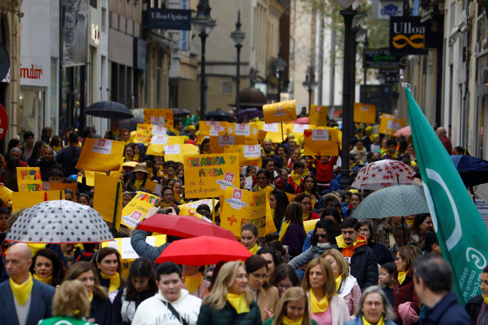 La marcha del Día Mundial Contra el Cáncer Infantil en Córdoba, en imágenes